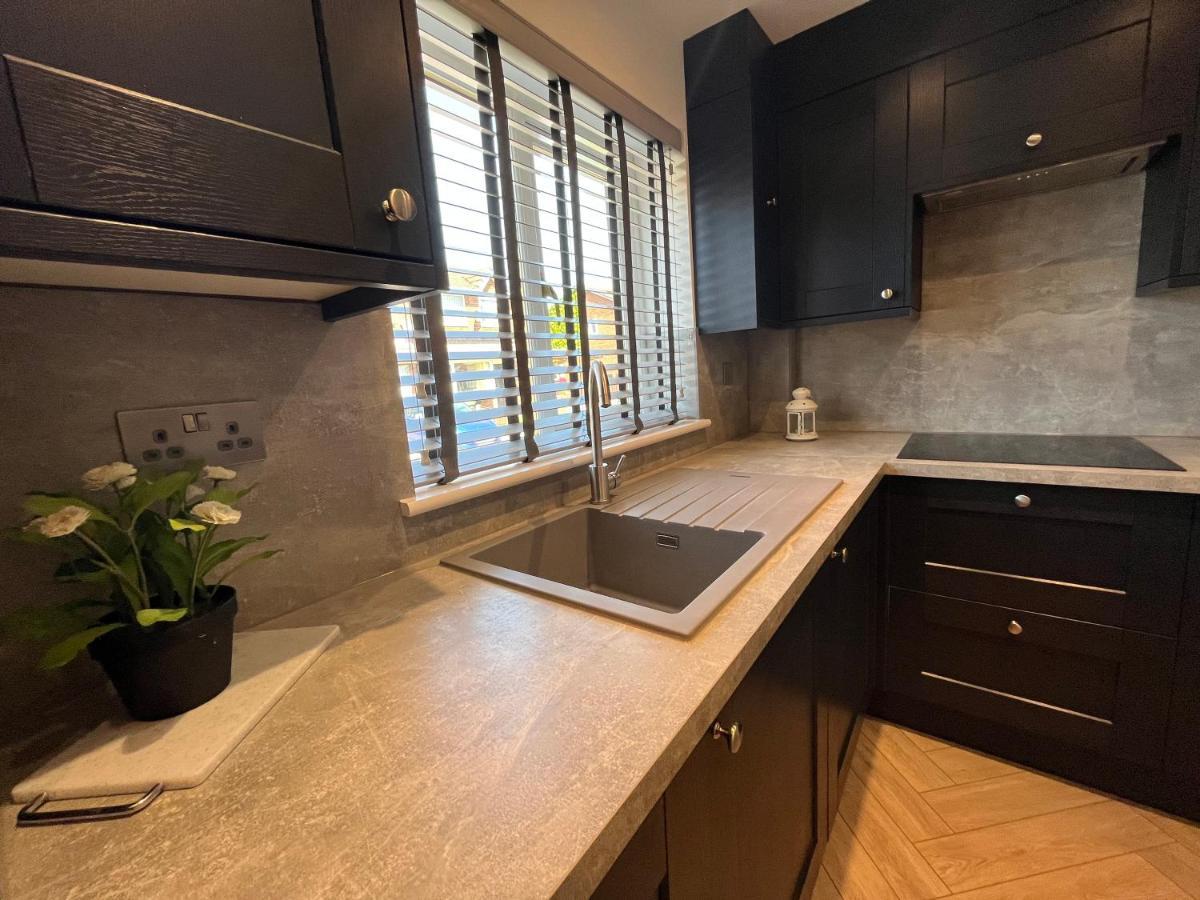 Normanton  Contemporary 1 Bedroom Apartment מראה חיצוני תמונה